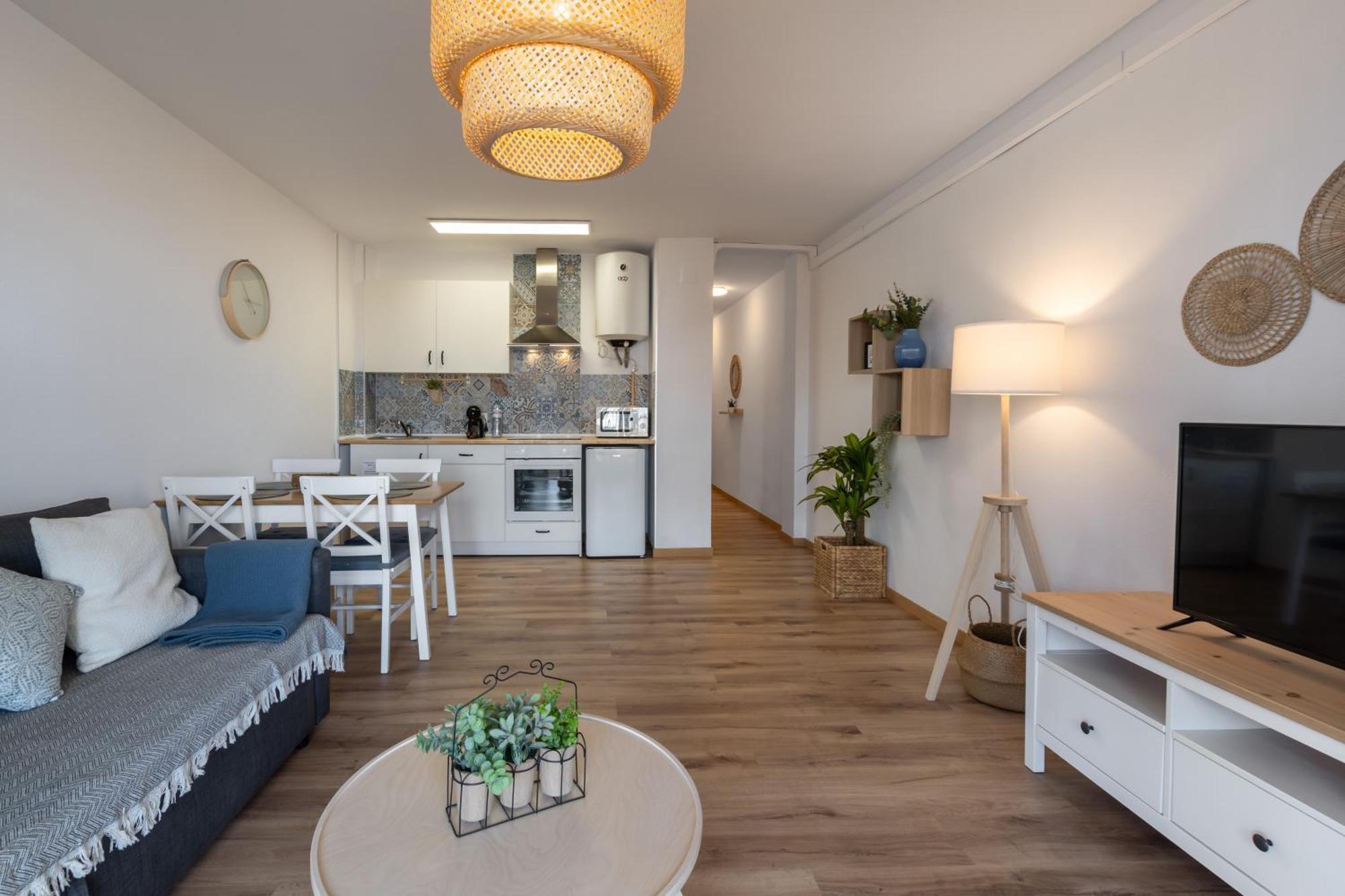 Renovated Apartment On Beachside With Pool 네르하 외부 사진