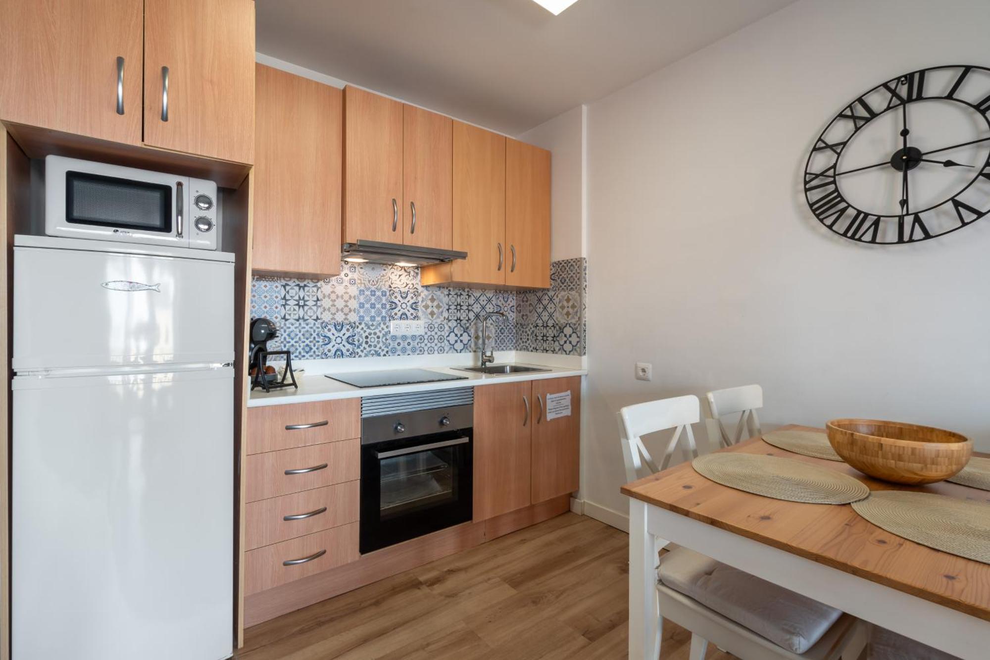 Renovated Apartment On Beachside With Pool 네르하 외부 사진